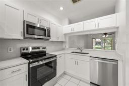 Picture of 8612 Hunters Key Circle, Tampa, FL 33647