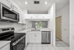 Picture of 8612 Hunters Key Circle, Tampa, FL 33647
