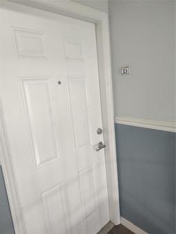 Picture of 4872 Beach Drive Se Unit D, St Petersburg, FL 33705