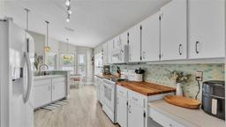 Picture of 412 Emerald Cove Loop, Lakeland, FL 33813