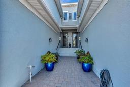 Picture of 915 Tidewater Shores Loop, Bradenton, FL 34208