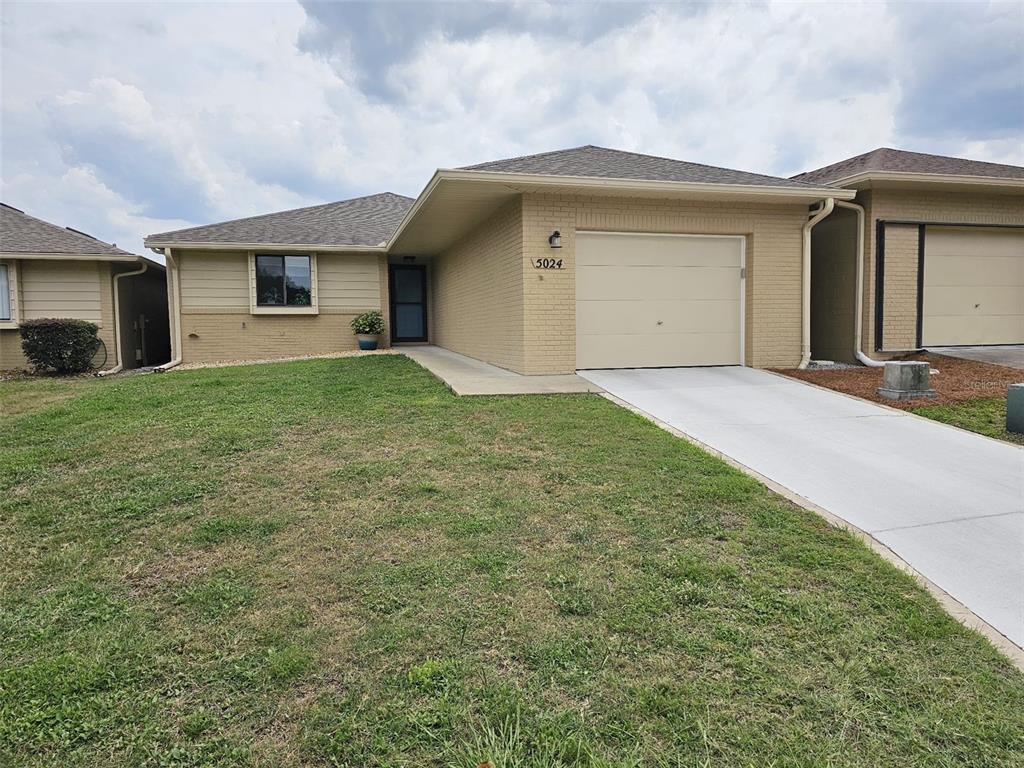 Picture of 5024 SE 107Th Place, Belleview, FL 34420