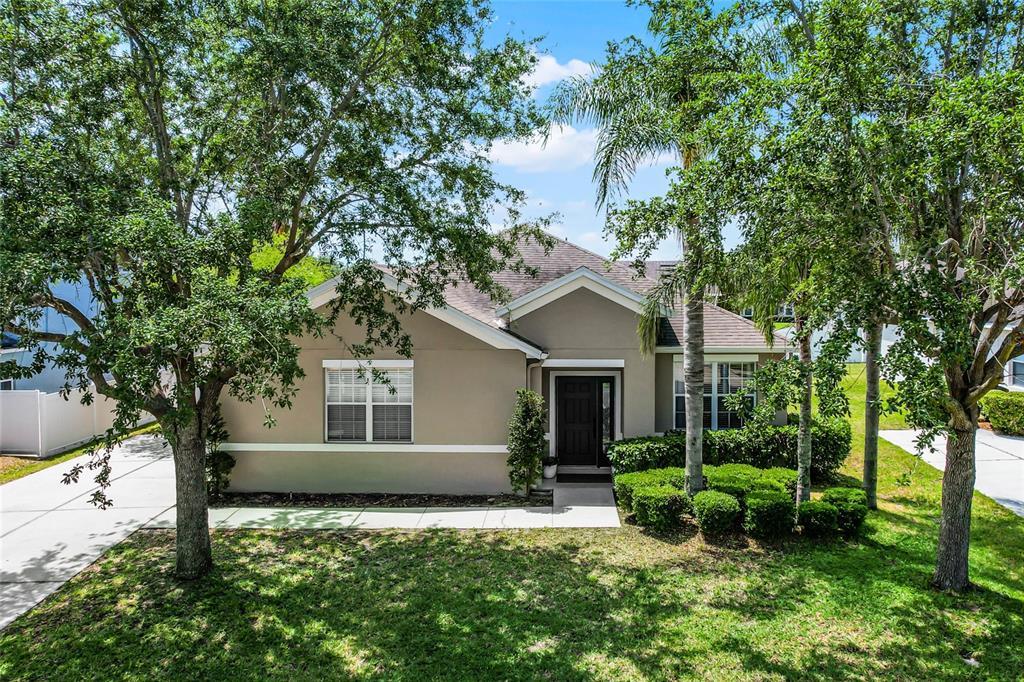 Picture of 2024 Beardsley Drive, Apopka, FL 32703