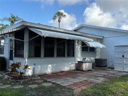 Picture of 6074 Arlene Way Unit 5, Bradenton, FL 34207