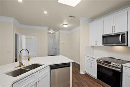 Picture of 8818 Villa View Circle Unit 304, Orlando, FL 32821