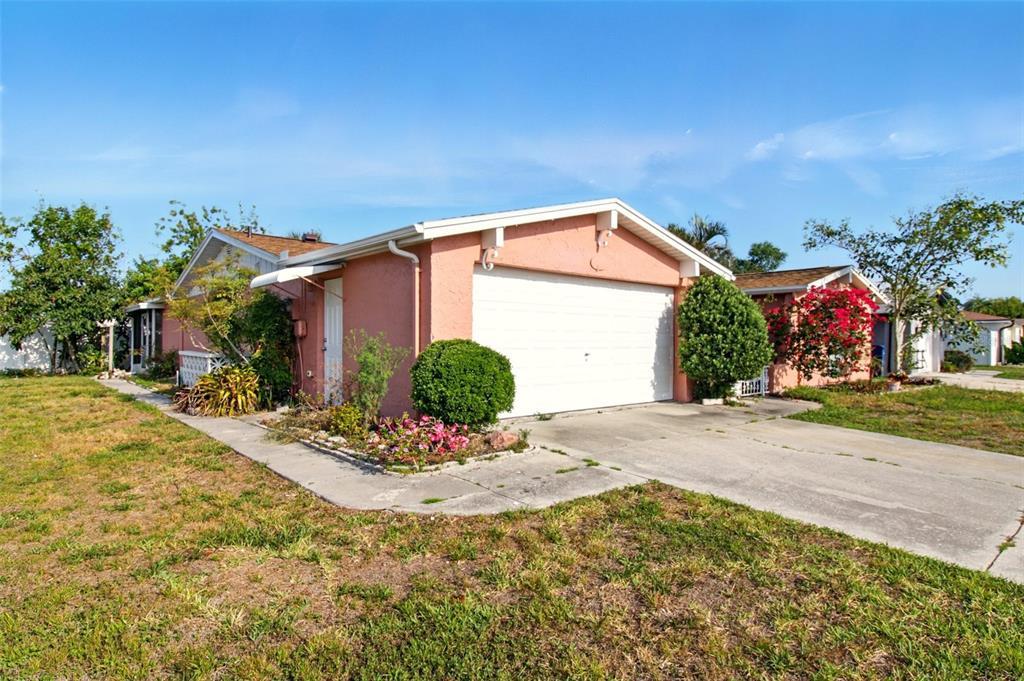 Picture of 1741 Font Lane, Holiday, FL 34691