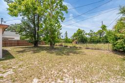 Picture of 2003 Waikiki Way, Tampa, FL 33619