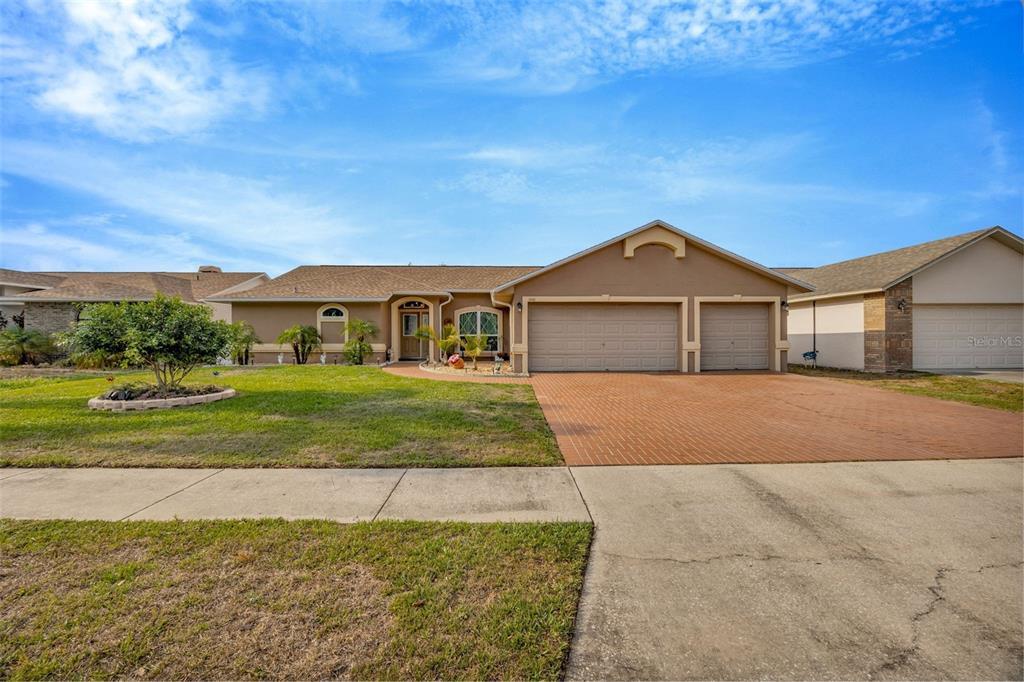 Picture of 1410 Monte Lake Drive, Valrico, FL 33596