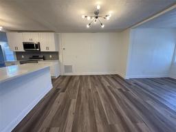 Picture of 4727 17Th Avenue S, St Petersburg, FL 33711