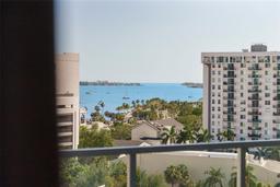 Picture of 111 S Pineapple Avenue Unit 813, Sarasota, FL 34236