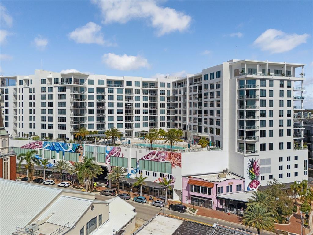 Picture of 111 S Pineapple Avenue Unit 813, Sarasota, FL 34236