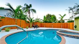 Picture of 1010 68Th Street Nw, Bradenton, FL 34209