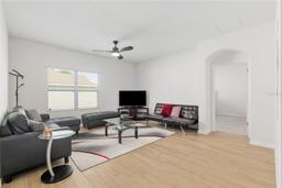 Picture of 5983 SW 83Rd Terrace, Gainesville, FL 32608