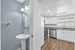 Picture of 7627 Deleon Court, Tampa, FL 33615