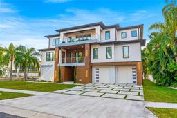Picture of 5964 Bayview Circle S, St Petersburg, FL 33707