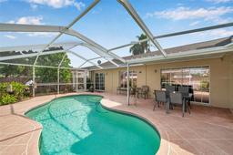 Picture of 815 Sandy Trail Place, Brandon, FL 33511