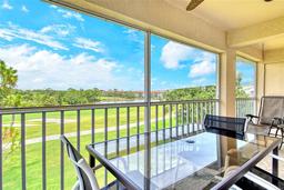 Picture of 9620 Club South Circle Unit 5304, Sarasota, FL 34238