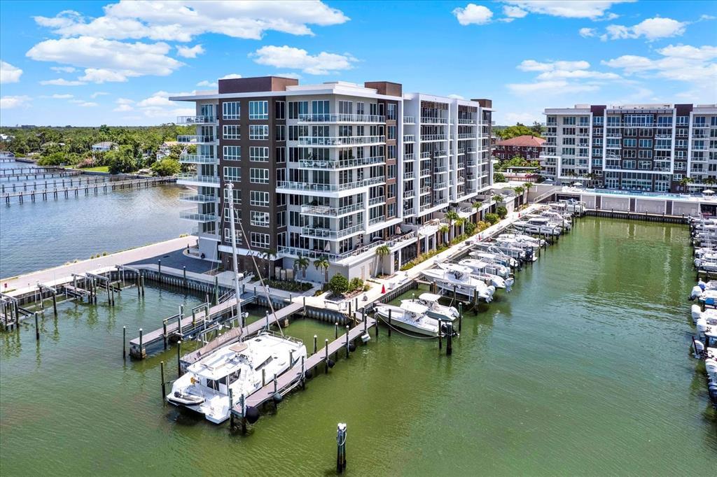 Picture of 920 N Osceola Avenue Unit 301, Clearwater, FL 33755