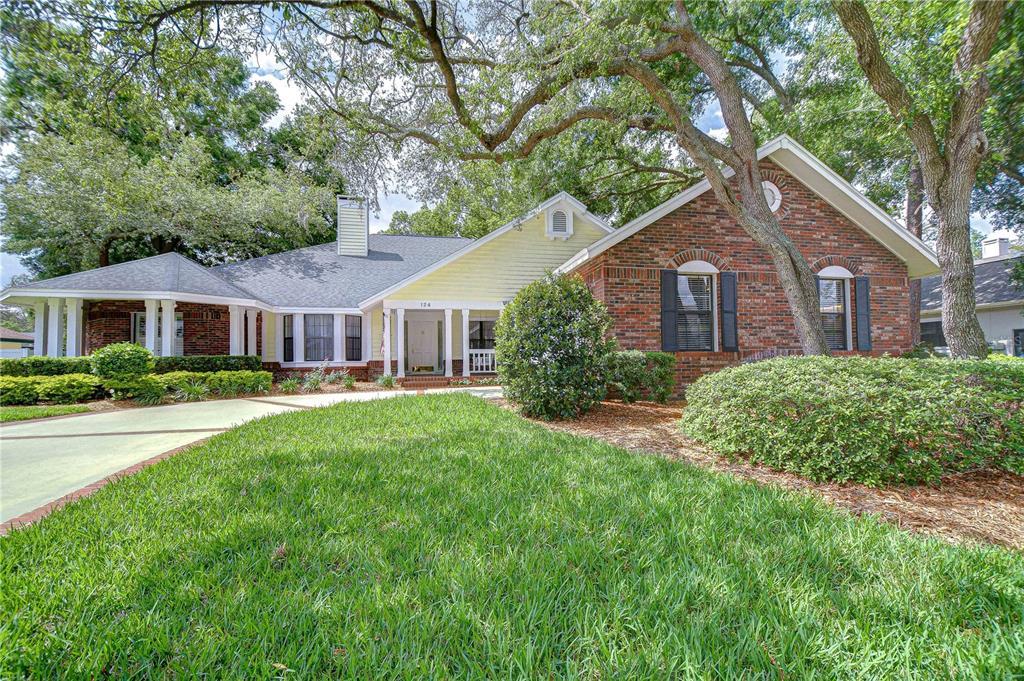 Picture of 124 Barrington Drive, Brandon, FL 33511