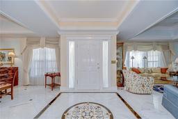 Picture of 124 Barrington Drive, Brandon, FL 33511