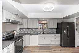 Picture of 576 Belltower Avenue Unit 100, Deltona, FL 32725