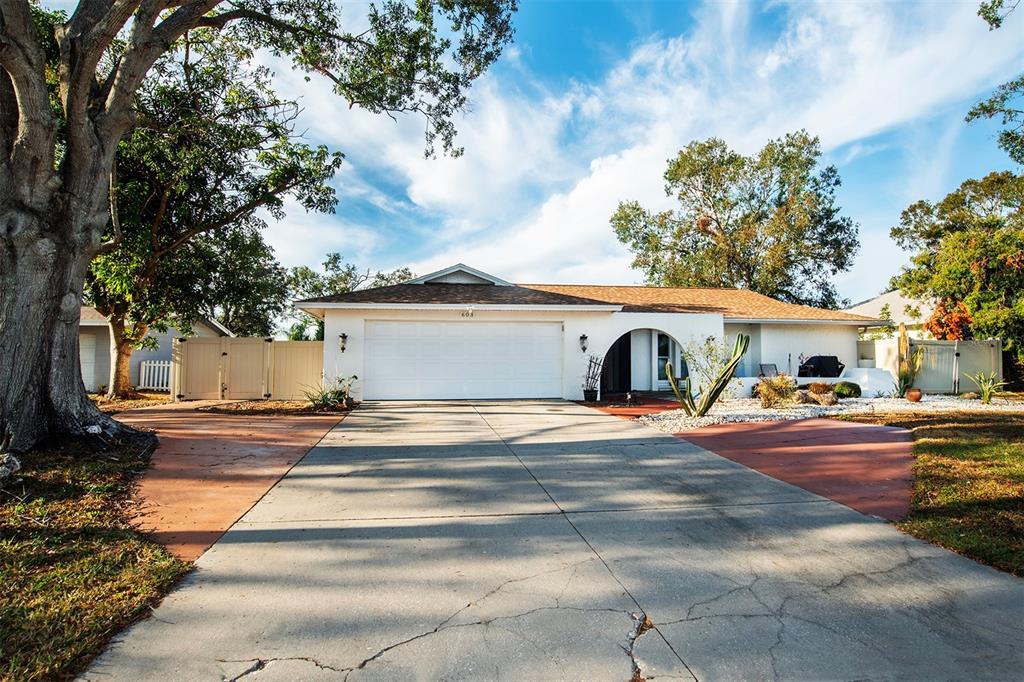 Picture of 603 Saint Andrews Drive, Sarasota, FL 34243
