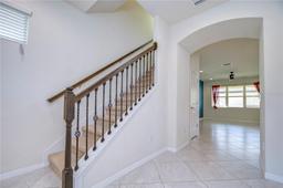 Picture of 5933 Caldera Ridge Drive, Lithia, FL 33547