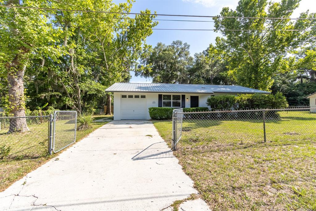 Picture of 4729 SE 19Th Avenue, Gainesville, FL 32641