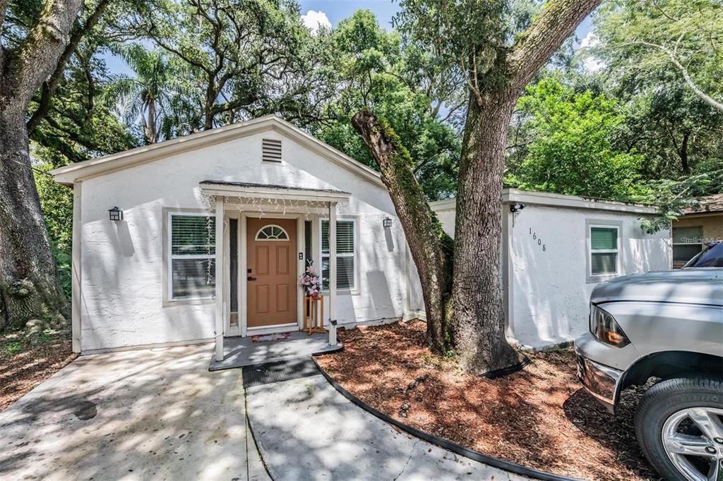 Picture of 1608 E Linden Avenue, Tampa, FL 33604