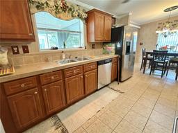 Picture of 6714 Americana Drive Ne Unit 183, St Petersburg, FL 33702