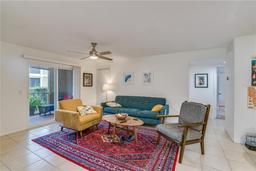 Picture of 9481 Highland Oak Drive Unit 710, Tampa, FL 33647