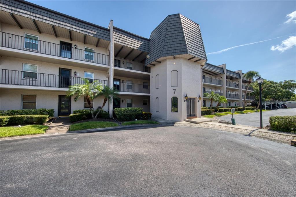 Picture of 712 Cordova Greens Unit 712, Largo, FL 33777
