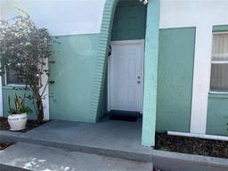Picture of 2068 San Marino Way N, Clearwater, FL 33763