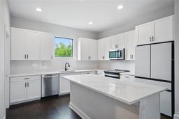 Picture of 1316 W Carmen Street Unit 2, Tampa, FL 33606