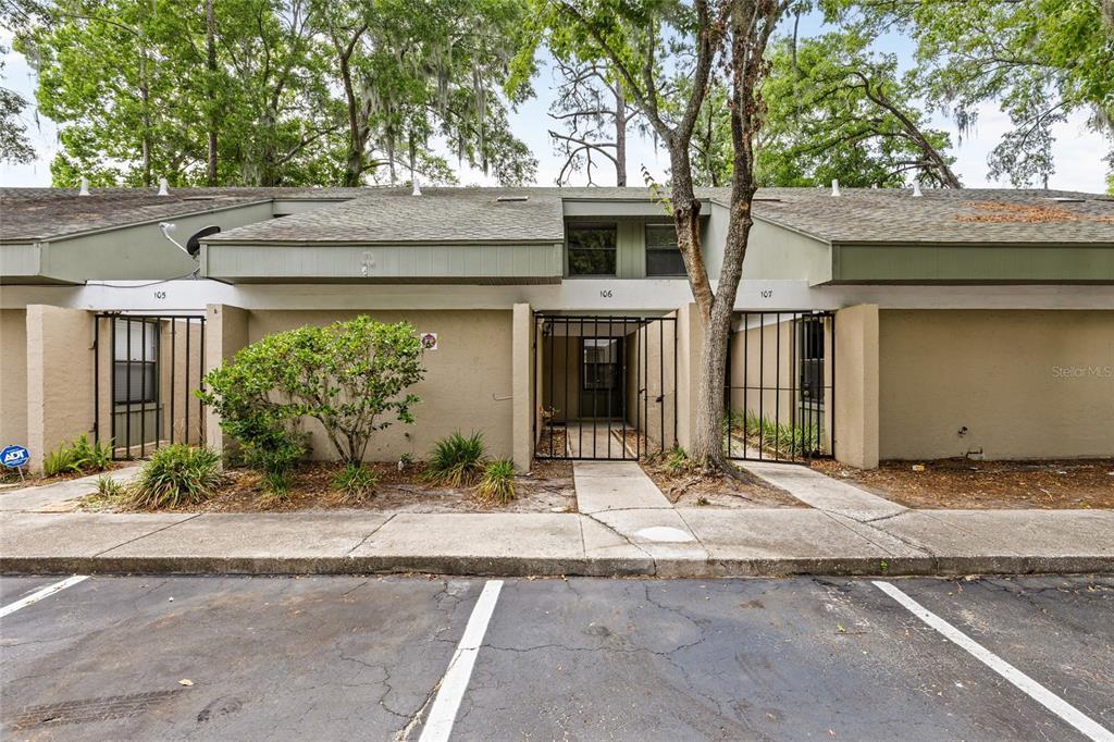 Picture of 7200 SW 8Th Avenue Unit Q106, Gainesville, FL 32607