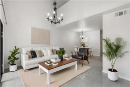 Picture of 7200 SW 8Th Avenue Unit Q106, Gainesville, FL 32607