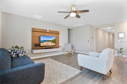Picture of 527 Amadoras Way, St Cloud, FL 34771