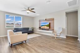 Picture of 527 Amadoras Way, St Cloud, FL 34771