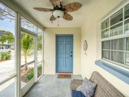 Picture of 106 E Cedar Street, Tarpon Springs, FL 34689