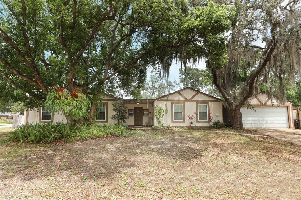 Picture of 1405 Paula Drive, Apopka, FL 32703