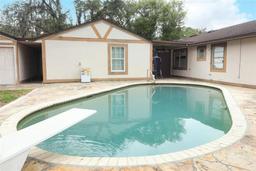 Picture of 1405 Paula Drive, Apopka, FL 32703