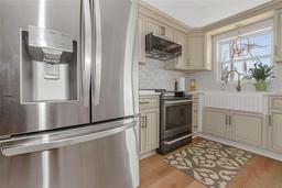 Picture of 4932 Gaslight Avenue, Holiday, FL 34690