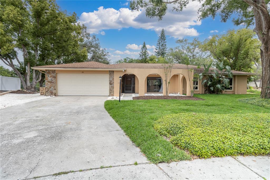 Picture of 30 Pinetree Court, Palm Harbor, FL 34683