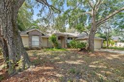 Picture of 6237 Greenwich Drive, Tampa, FL 33647