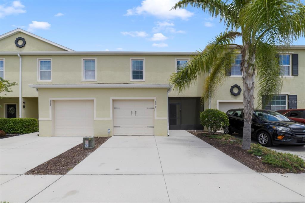 Picture of 312 Arbor Lakes Drive, Davenport, FL 33896