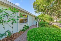 Picture of 2607 Lancaster Drive Unit 35, Sun City Center, FL 33573