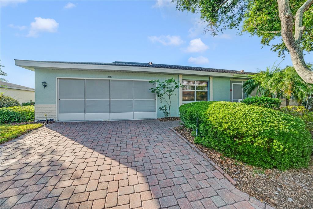 Picture of 2607 Lancaster Drive Unit 35, Sun City Center, FL 33573