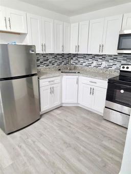 Picture of 509 S Robbins Avenue, Titusville, FL 32796
