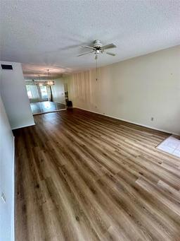 Picture of 2360 Irish Lane Unit 16, Clearwater, FL 33763