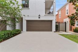 Picture of 412 S Albany Avenue Unit 2, Tampa, FL 33606